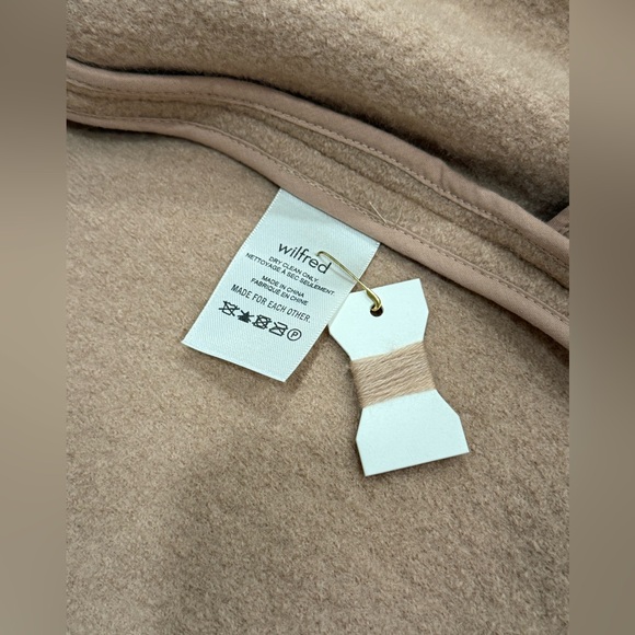 Aritzia Wilfred Wool Coat - Picture 7 of 8